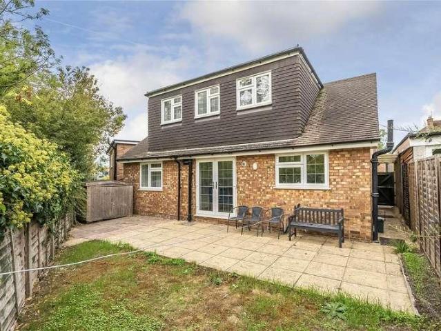 House for sale in Stoughton, Guildford