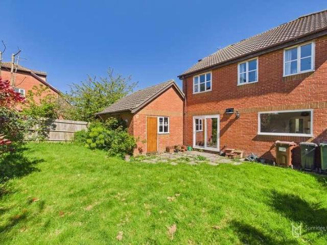 House for sale in Cross In Hand, East Sussex