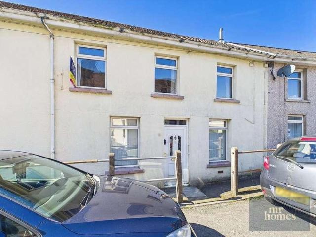 House for sale in Pont-y-waun, Crosskeys