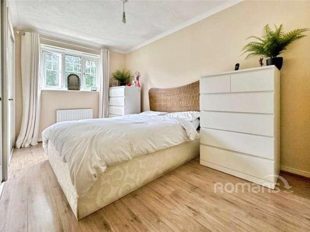 House for sale in Little Sandhurst