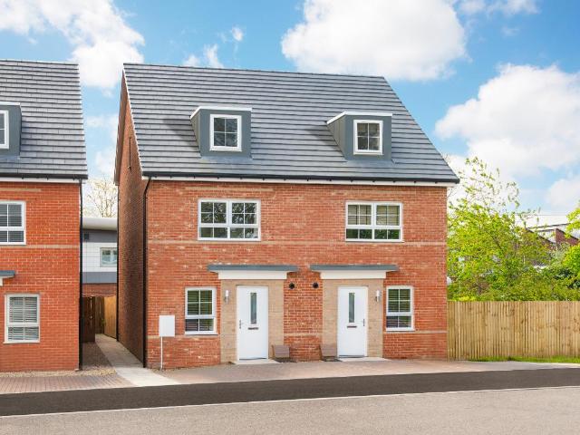 House for sale in Thurlstone, South Yorkshire