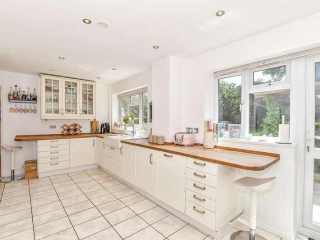 House for sale in Tonbridge, Tonbridge and Malling