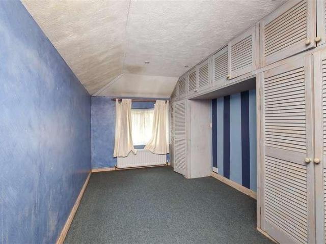 House for sale in London Borough of Croydon, Kenley