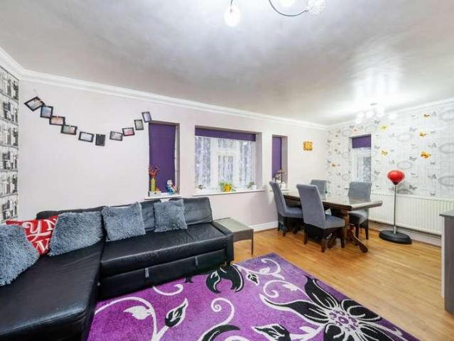 House for sale in Greater London