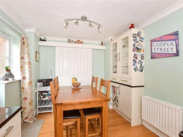 House for sale in Sunnyside, Mid Sussex