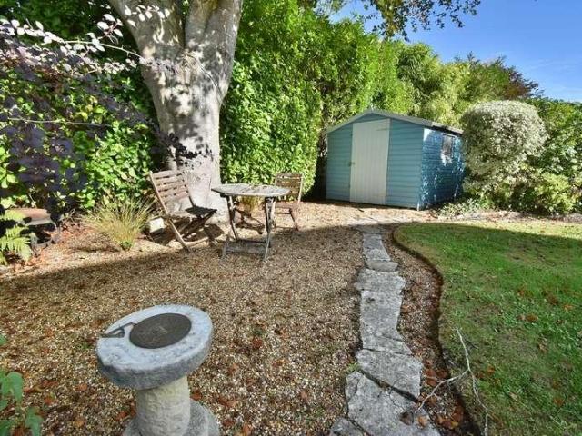 House for sale in Tricketts Cross, Ferndown