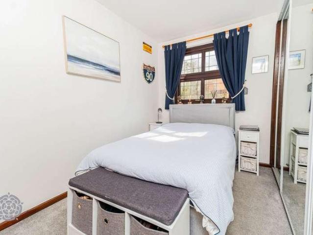 House for sale in Kirklees, Bury