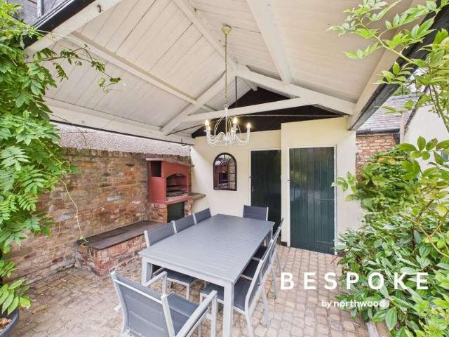 House for sale in Sutton, Sutton Lane Ends