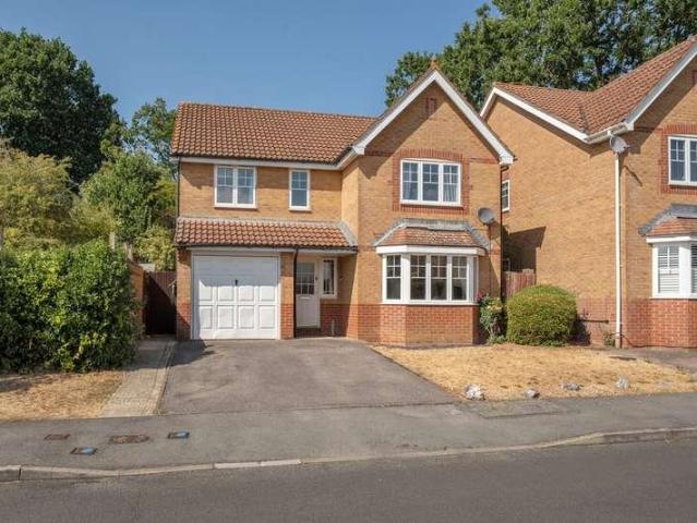 House for sale in Thatcham, West Berkshire