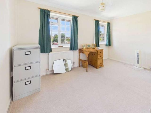 House for sale in Fishersgate, West Sussex