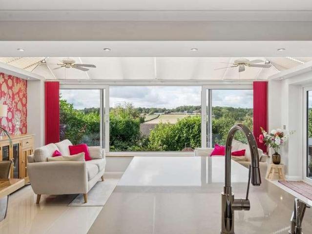 House for sale in Chalfont St. Peter, Denham