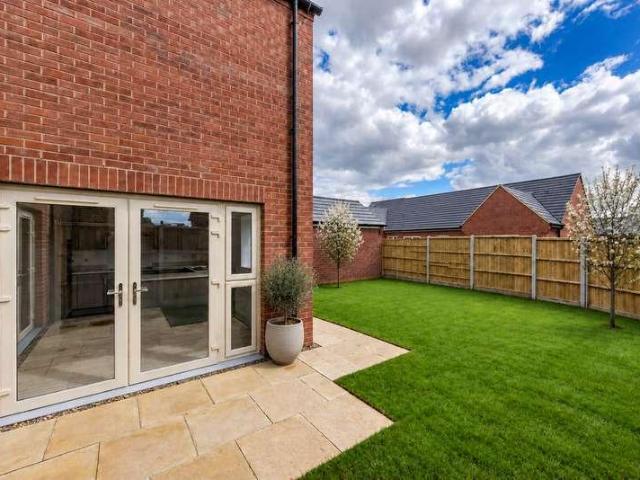 House for sale in Middleton Cheney, West Northamptonshire