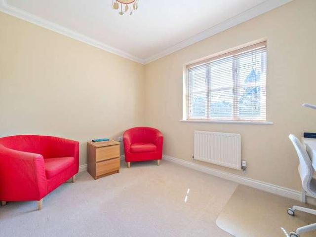 House for sale in Farnborough, Hampshire
