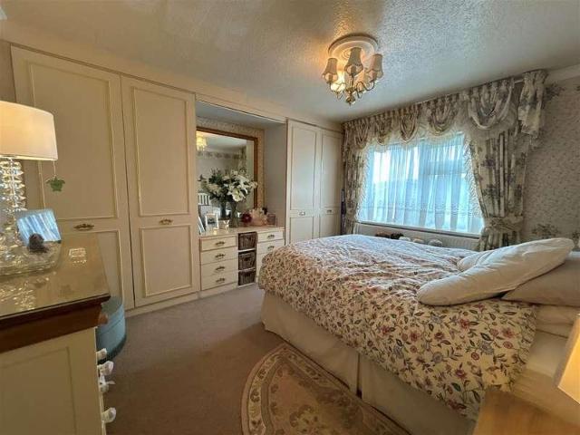 House for sale in Heald Green, Greater Manchester