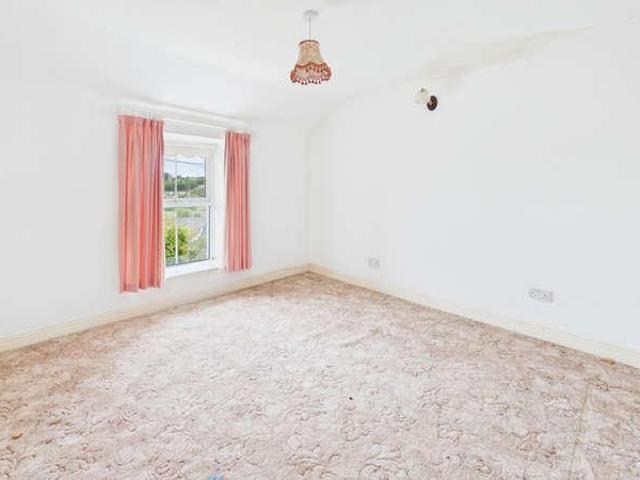 House for sale in Hayle, Cornwall
