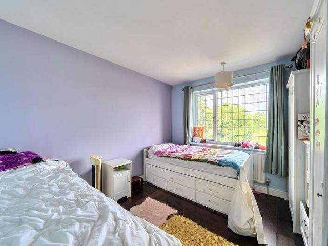 House for sale in Bushey