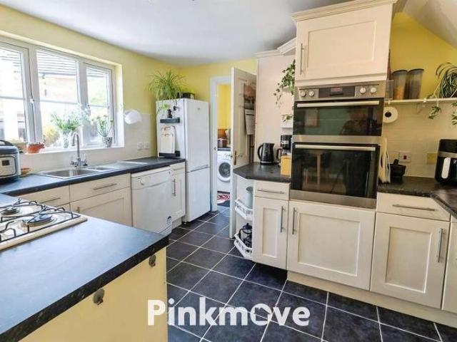 House for sale in Afon Village, Rogerstone