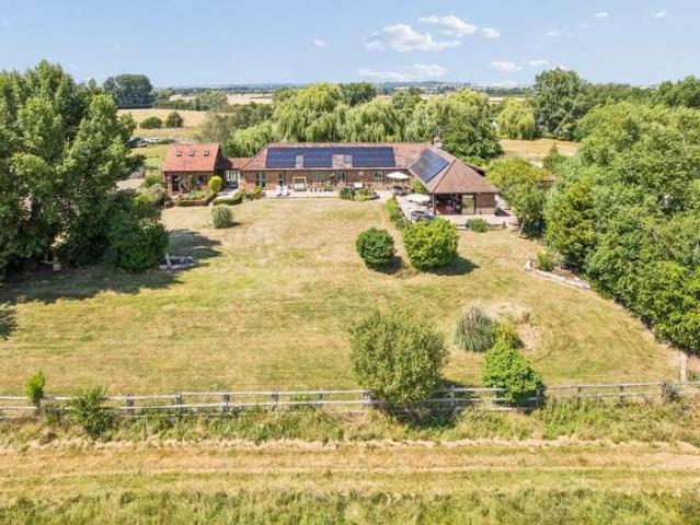 House for sale in Long Marston, Pouchen End