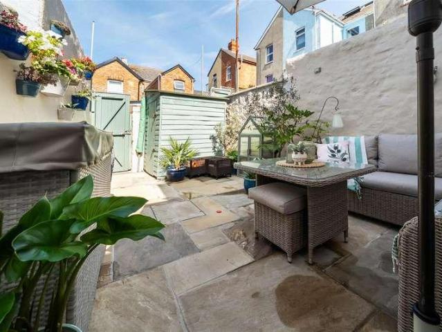 House for sale in Fortuneswell, East Dorset
