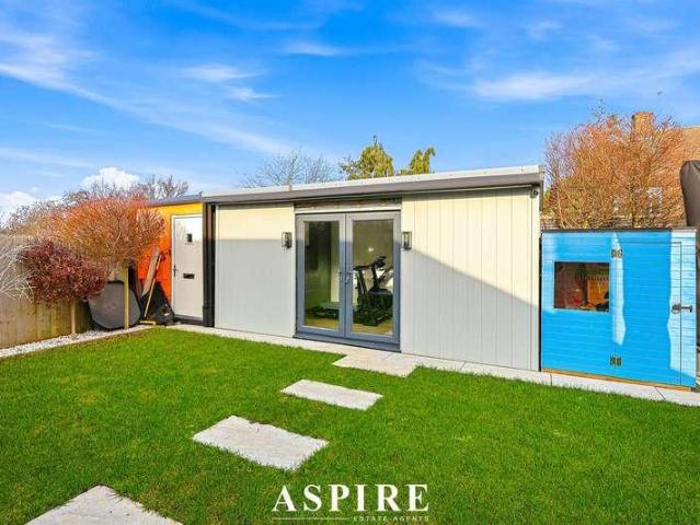 House for sale in Barling, Essex