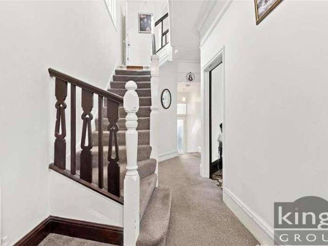 House for sale in Palmers Green, Greater London