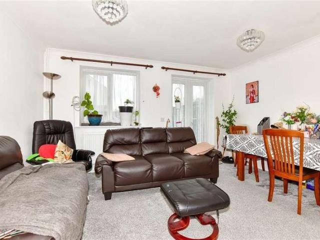 House for sale in Folkestone, Morehall