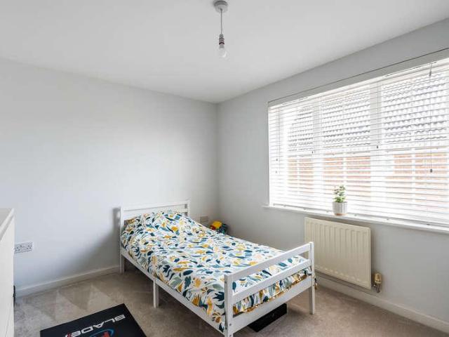 House for sale in The Butts, Kent