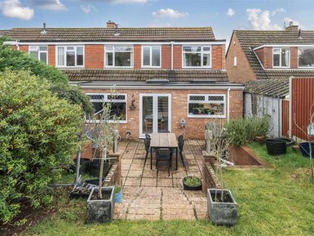 House for sale in Hanham Abbots, Kingswood