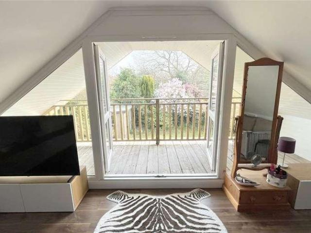 House for sale in Highcliffe