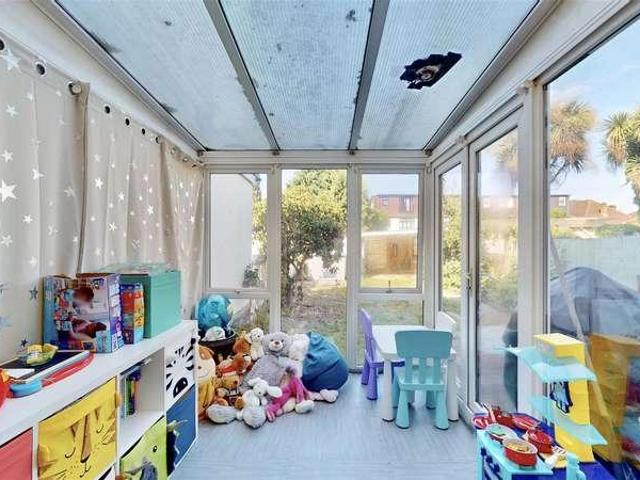 House for sale in London Borough of Hounslow, Spring Grove