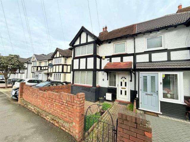 House for sale in Chingford Mount, Highams Park