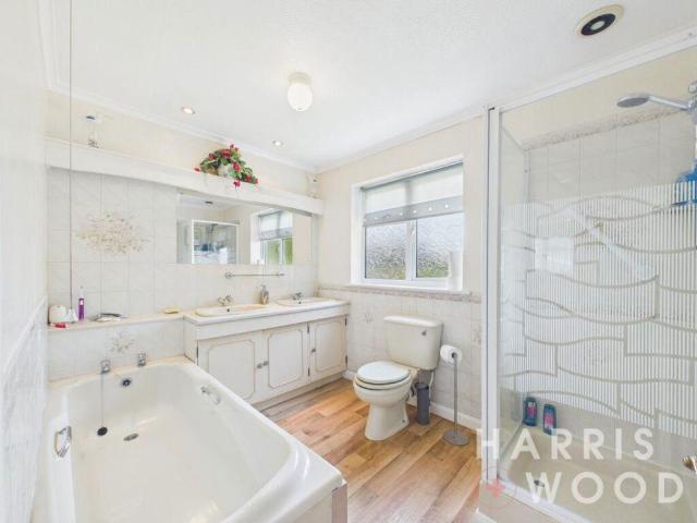 House for sale in Dale Hill, Essex