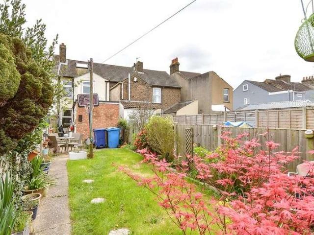 House for sale in Regent Quay, Oad Street