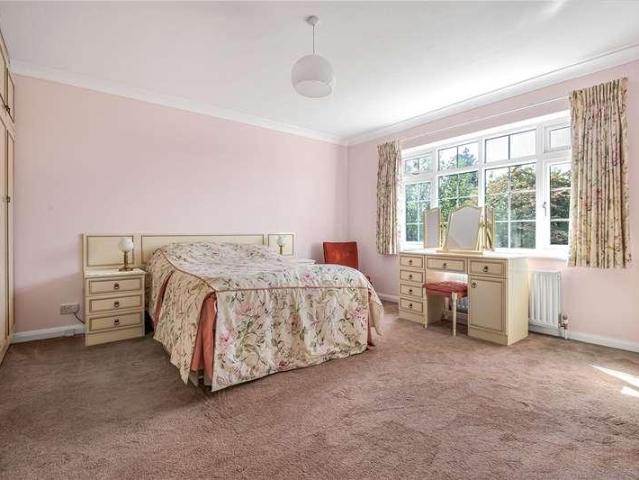 House for sale in Battlers Green, Hertsmere