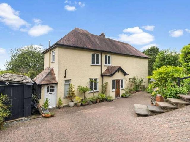 House for sale in Wyche, Forthampton