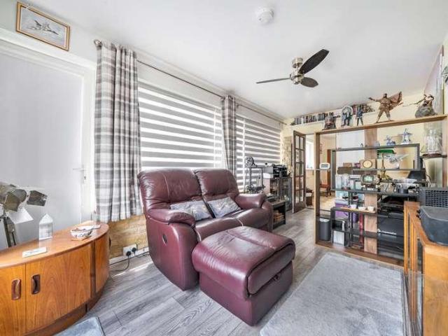 House for sale in Black Bourton, Oxfordshire