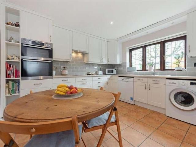 House for sale in Littlecote, West Sussex
