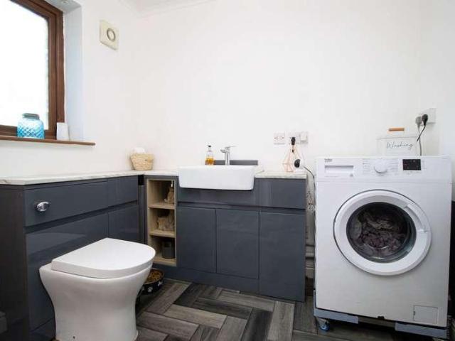 House for sale in Ardsley, South Yorkshire