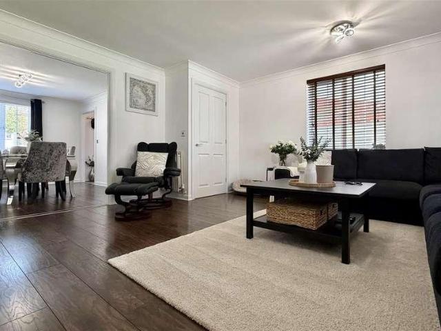 House for sale in Chipping Hill, Essex