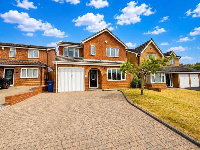 House for sale in Brierley Hill, West Midlands