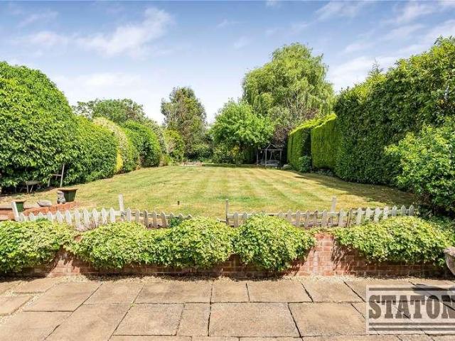 House for sale in Potters Bar, Hertfordshire