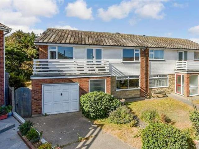 House for sale in Acol, Kent