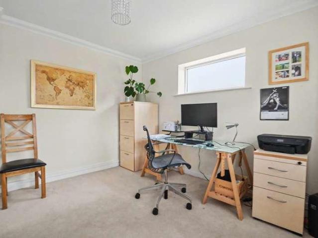 House for sale in Creekmoor, Poole
