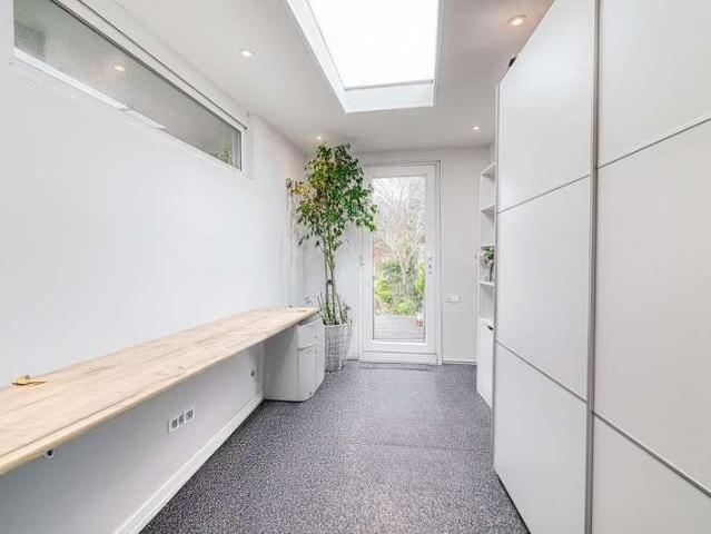 House for sale in North Shoebury, Alton Barnes