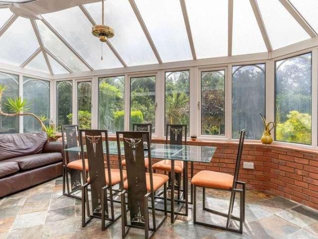 House for sale in Bromsgrove, Worcestershire