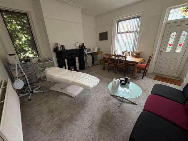 House for sale in Low Moor, West Yorkshire