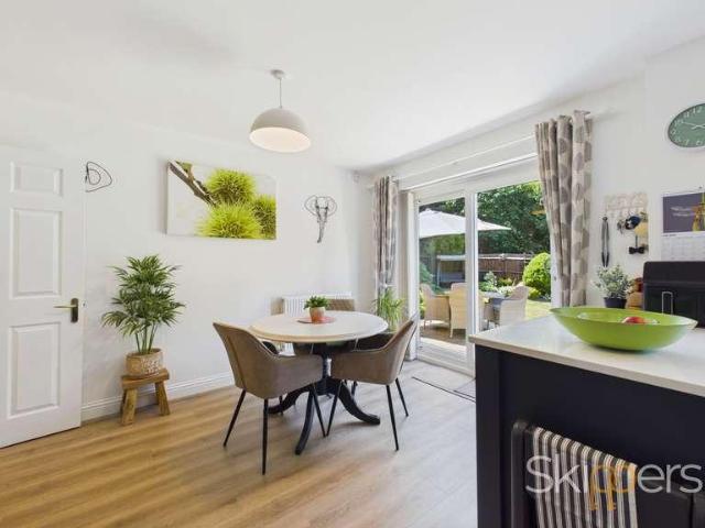 House for sale in Orchard Heights, Bridgefield
