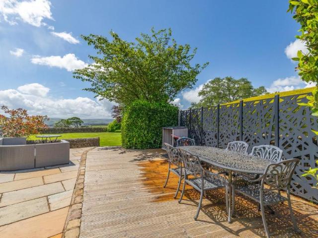 House for sale in Faweather, Baildon