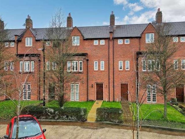 House for sale in Burtonwood and Westbrook, Warrington