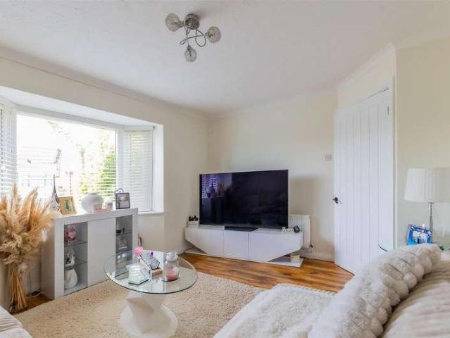 House for sale in Penylan, Falcon Lodge